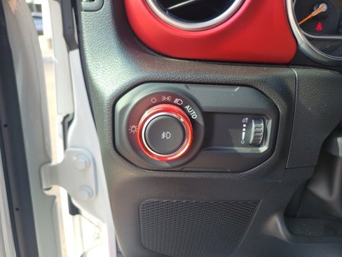 Used 2023 Jeep Wrangler Rubicon w/ Cold Weather Group image 32