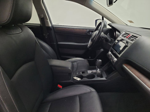 Used 2015 Subaru Outback 3.6R Limited image 21