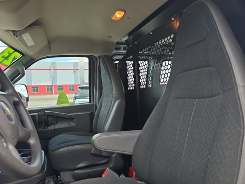 Used 2023 Chevrolet Express 2500 w/ Driver Convenience Package image 13