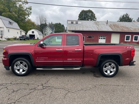 Used 2018 Chevrolet Silverado 1500 LTZ Z71 w/ LTZ Plus Package image 3