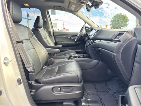 Used 2017 Honda Pilot Elite image 41