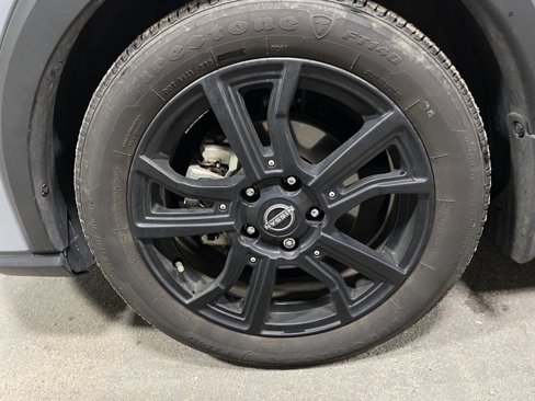 Used 2023 Nissan Kicks SR image 34