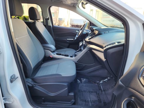 Used 2015 Ford Escape SE w/ Equipment Group 201A image 17