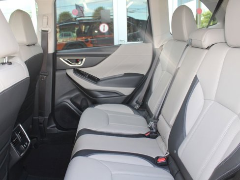 Used 2023 Subaru Forester Limited image 16