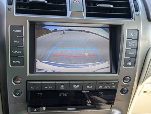 Used 2018 Lexus GX 460 image 15