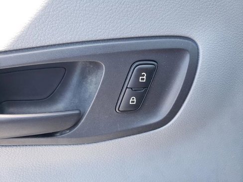Used 2018 Ford Transit 250 138 image 21