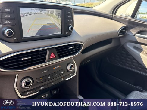 Certified 2020 Hyundai Santa Fe SE image 9