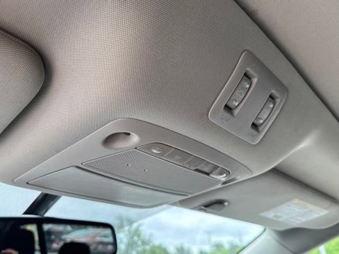 Used 2019 Nissan Murano SV image 25