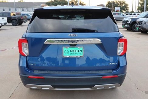 Used 2022 Ford Explorer XLT w/ Equipment Group 202A image 7