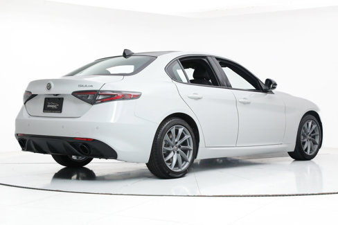 New 2025 Alfa Romeo Giulia w/ Driving Assist Package image 5