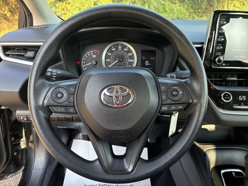 Used 2021 Toyota Corolla LE image 13