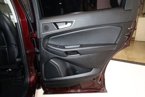 Used 2024 Ford Edge SEL image 19
