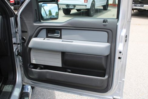 Used 2014 Ford F150 XLT w/ XLT Chrome Package image 30