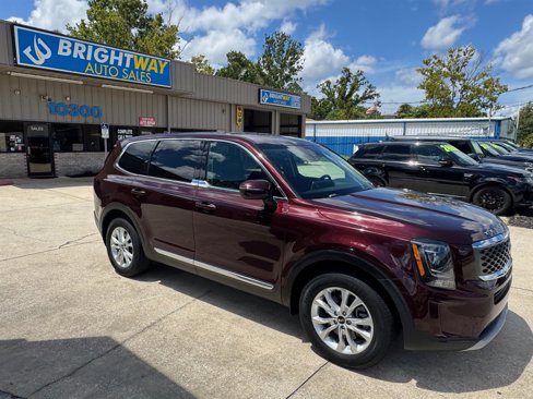 Used 2020 Kia Telluride LX image 3