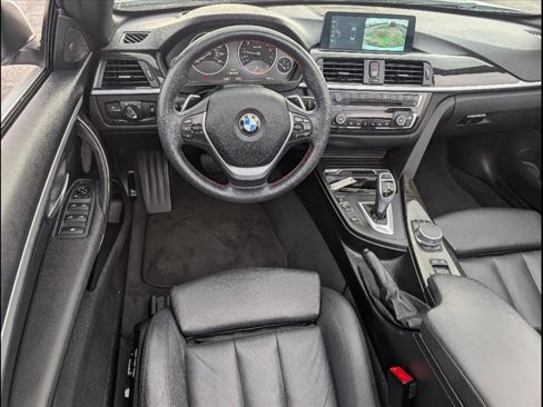 Used 2017 BMW 430i Convertible image 10