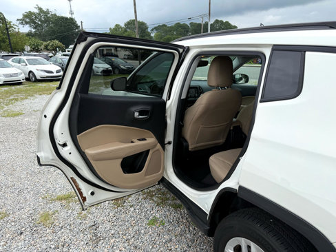 Used 2018 Jeep Compass Sport image 29