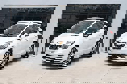 Used 2015 Kia Forte EX image 1