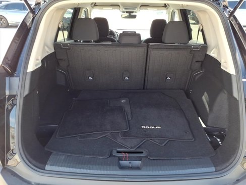 Used 2023 Nissan Rogue SV image 13