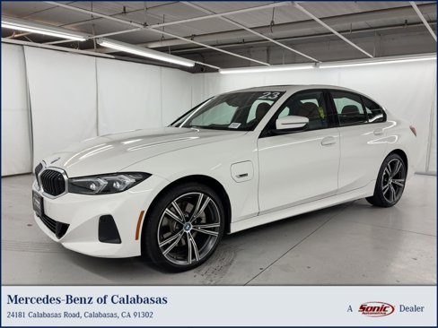Used 2023 BMW 330e w/ Driving Assistance Package image 1