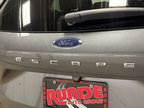 Used 2024 Ford Escape SE image 29