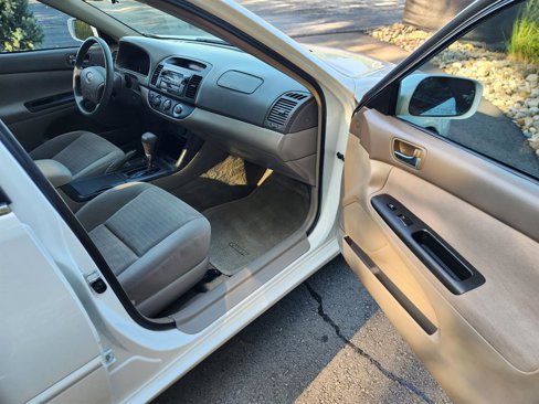 Used 2005 Toyota Camry LE image 11