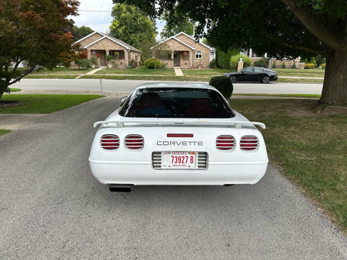 Used 1995 Chevrolet Corvette Coupe image 8