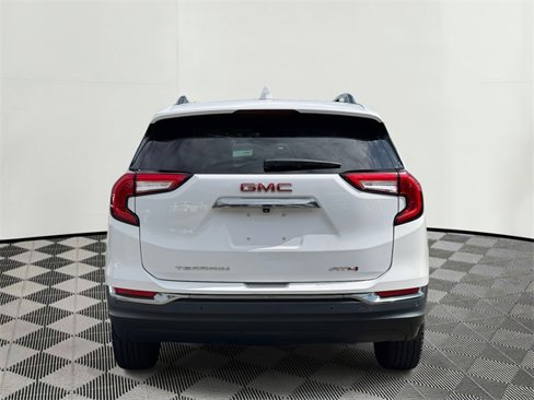 Used 2022 GMC Terrain AT4 w/ Tech Package image 9