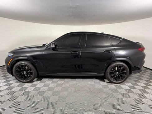 Used 2024 BMW X6 xDrive40i w/ Premium Package image 2