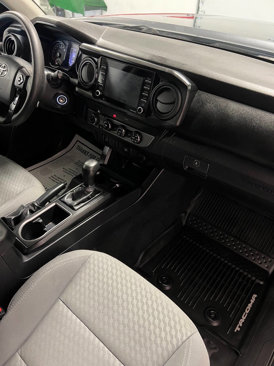 Used 2020 Toyota Tacoma SR5 image 23
