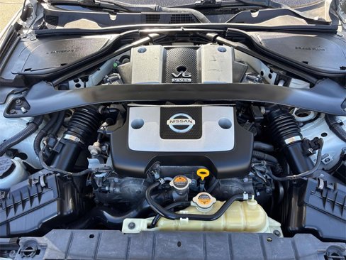 Used 2013 Nissan 370Z Touring w/ Sport Pkg image 7