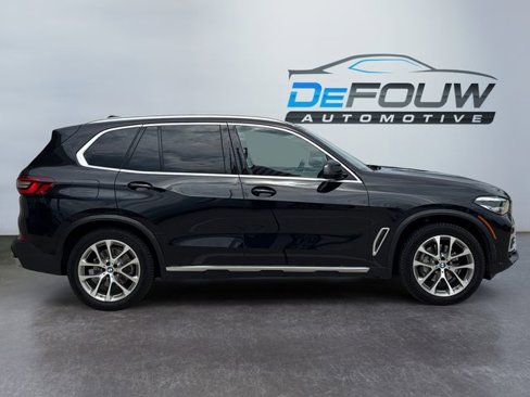 Used 2020 BMW X5 xDrive40i w/ Premium Package image 2