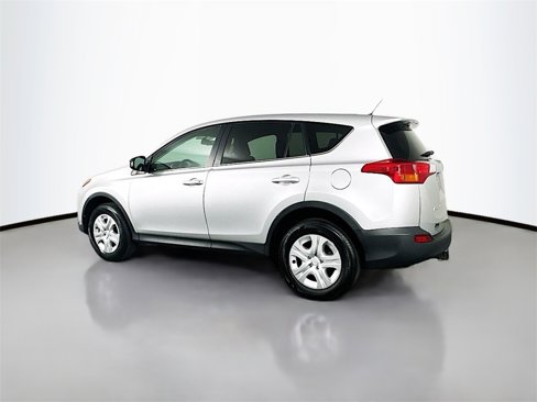 Used 2015 Toyota RAV4 LE image 8