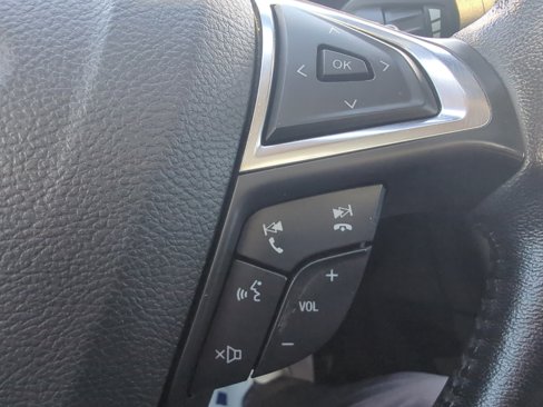 Used 2019 Ford Fusion Titanium image 16