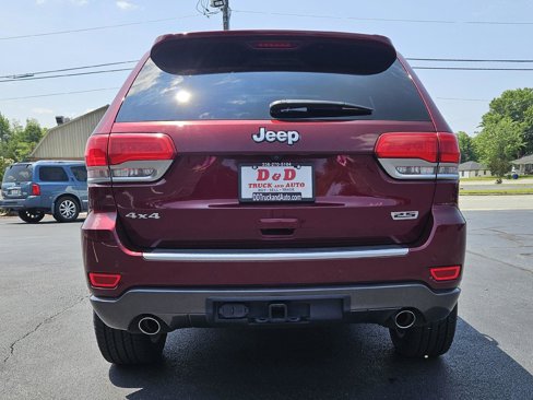 Used 2018 Jeep Grand Cherokee Limited image 24