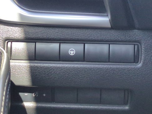Used 2022 Nissan Rogue SV image 30