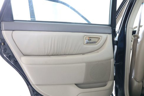 Used 2000 Toyota Avalon XL image 21