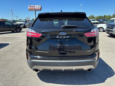Used 2024 Ford Edge Titanium image 5