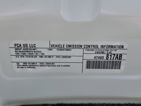 Used 2017 Chrysler Pacifica Touring-L w/ Tire & Wheel Group image 23