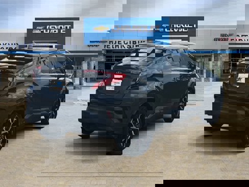 Used 2018 Toyota C-HR XLE image 5