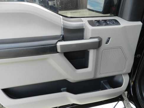 Used 2018 Ford F150 XLT w/ Equipment Group 302A Luxury image 15