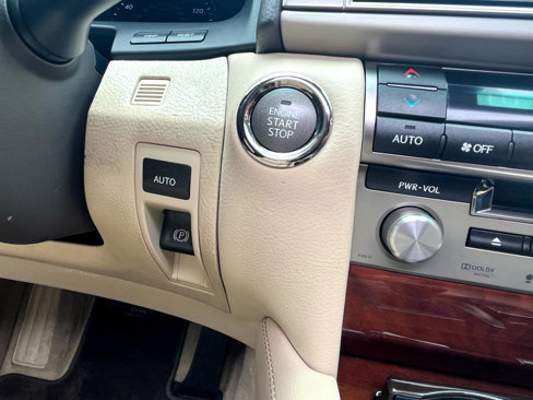 Used 2014 Lexus LS 460 image 65