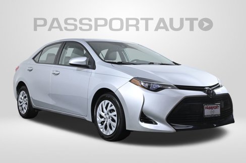 Used 2017 Toyota Corolla LE image 3