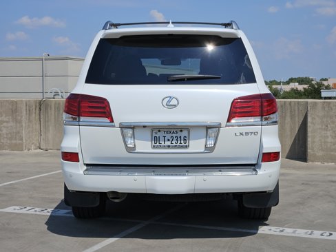 Used 2014 Lexus LX 570 4WD image 7