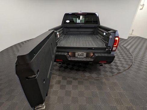 Certified 2025 Honda Ridgeline Black Edition image 31