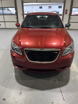 Used 2012 Chrysler 200 S image 3