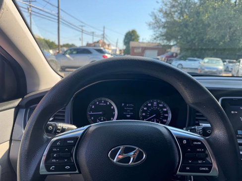 Used 2018 Hyundai Sonata SE image 24