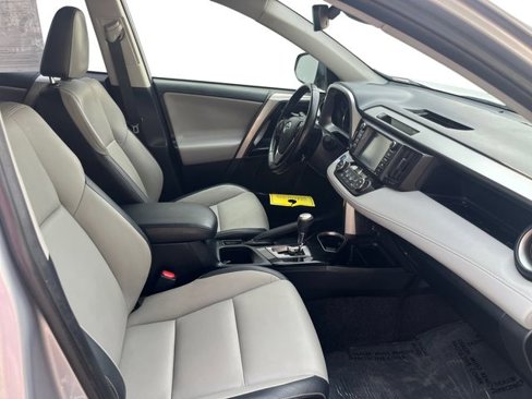 Used 2017 Toyota RAV4 Limited image 15