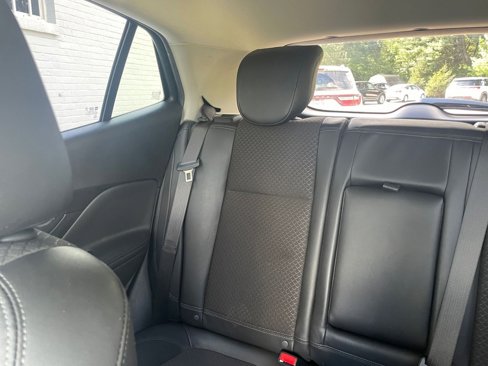 Used 2022 Buick Encore Preferred w/ Safety Package image 37