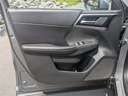 Used 2023 Mitsubishi Outlander SE image 12