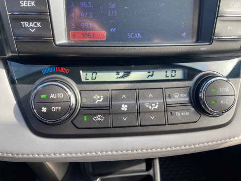 Used 2013 Toyota RAV4 XLE image 18